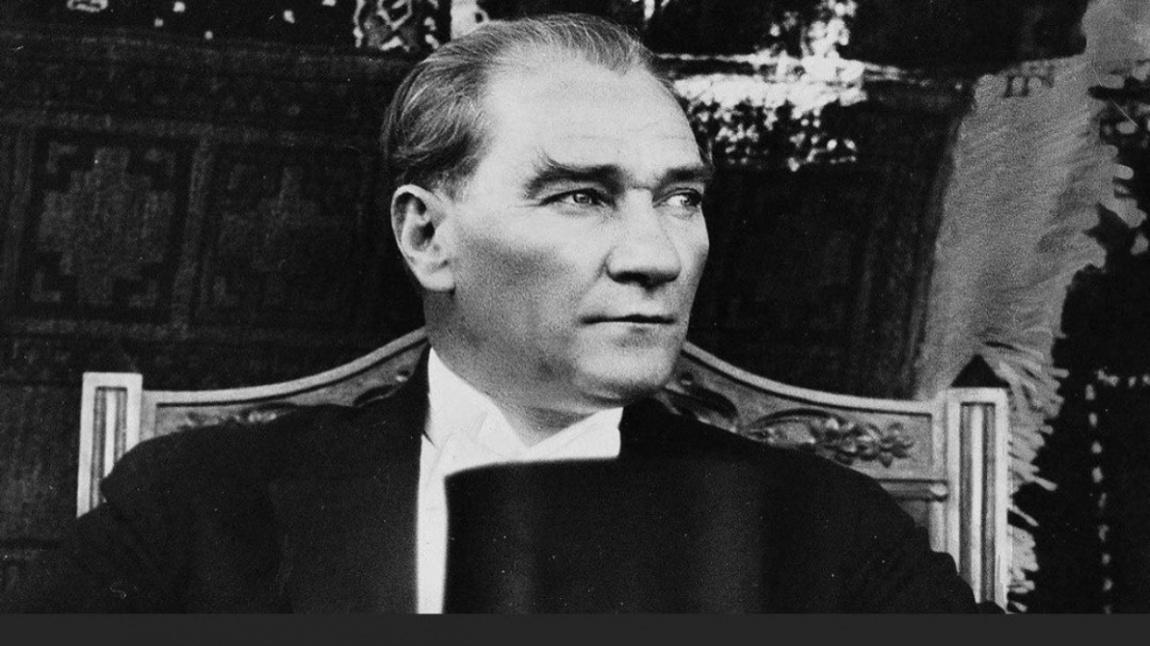 Gazi Mustafa Kemal Atatürk'ü Rahmetle ve Özlemle Andık